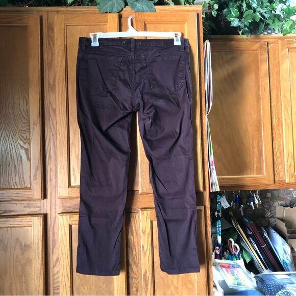 J Brand Mid Rise Straight Jeans Red Wine - 30 - Picture 6 of 11